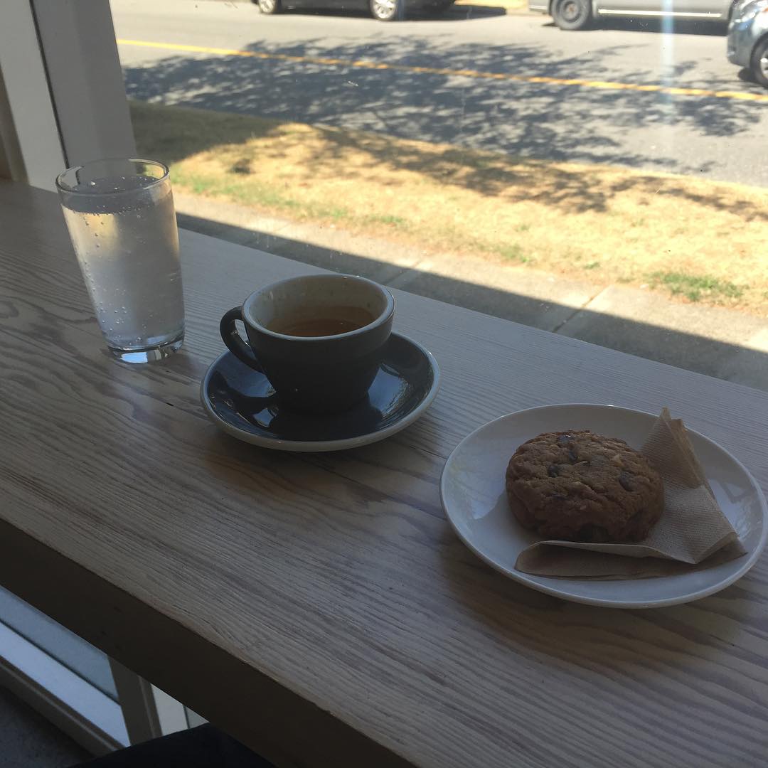 Afternoon spro and cookie