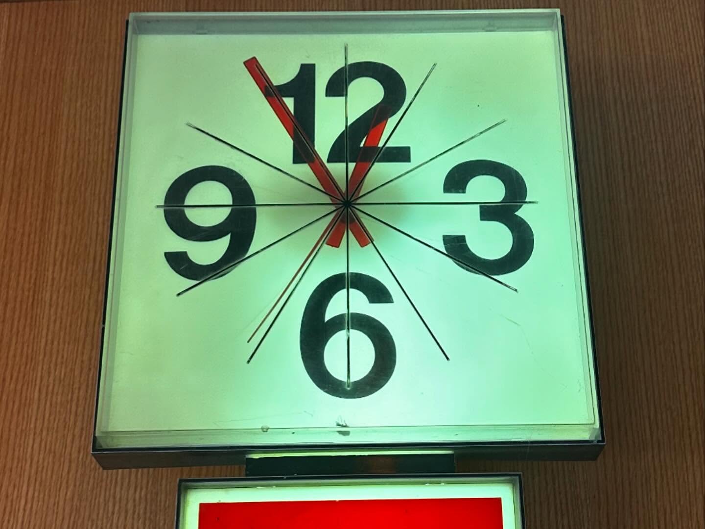 Toronto leg of the trip coming to a close, one last stop on the #worldcoffeetour, Made Rite, a super cool new cafe with a Lego espresso machine that some one obviously needs to buy for me.