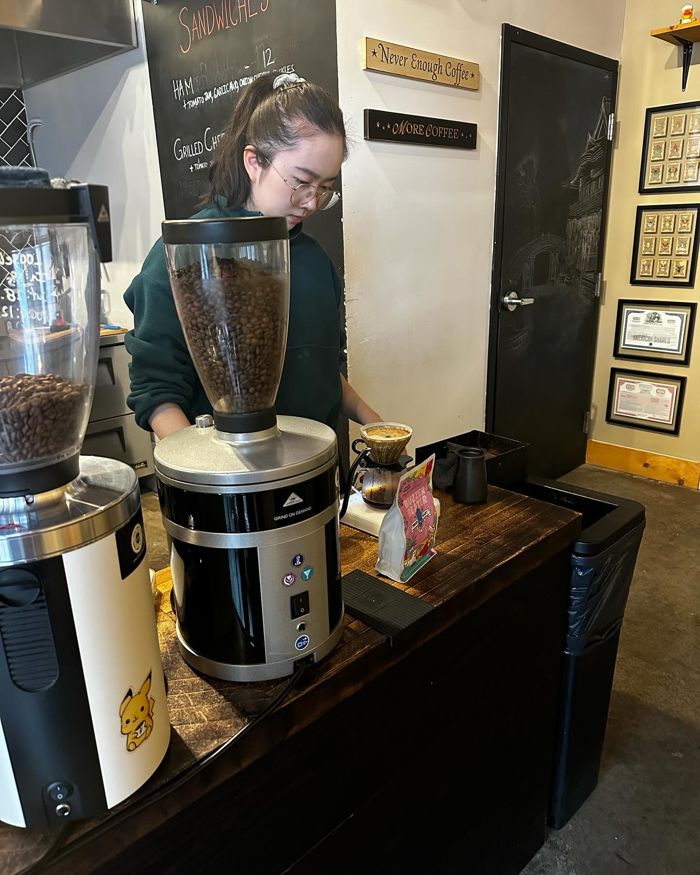Just cause I'm home doesn't mean the coffee posts will stop, incredible pour over and sweet treats at @fifebakery in mount pleasant. #worldcoffeetour