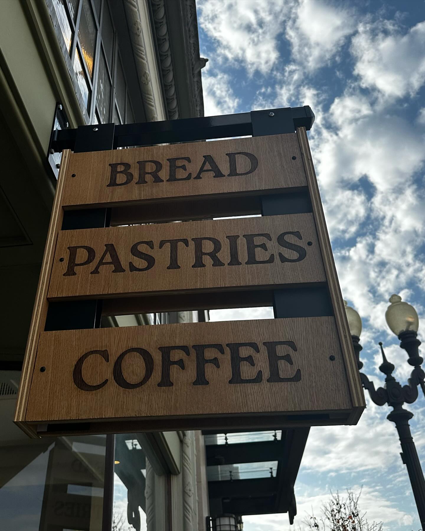 Cute little Redwood City stop on the #worldcoffeetour completely with delightful sweet treats. @thebakernextdoor_rwc