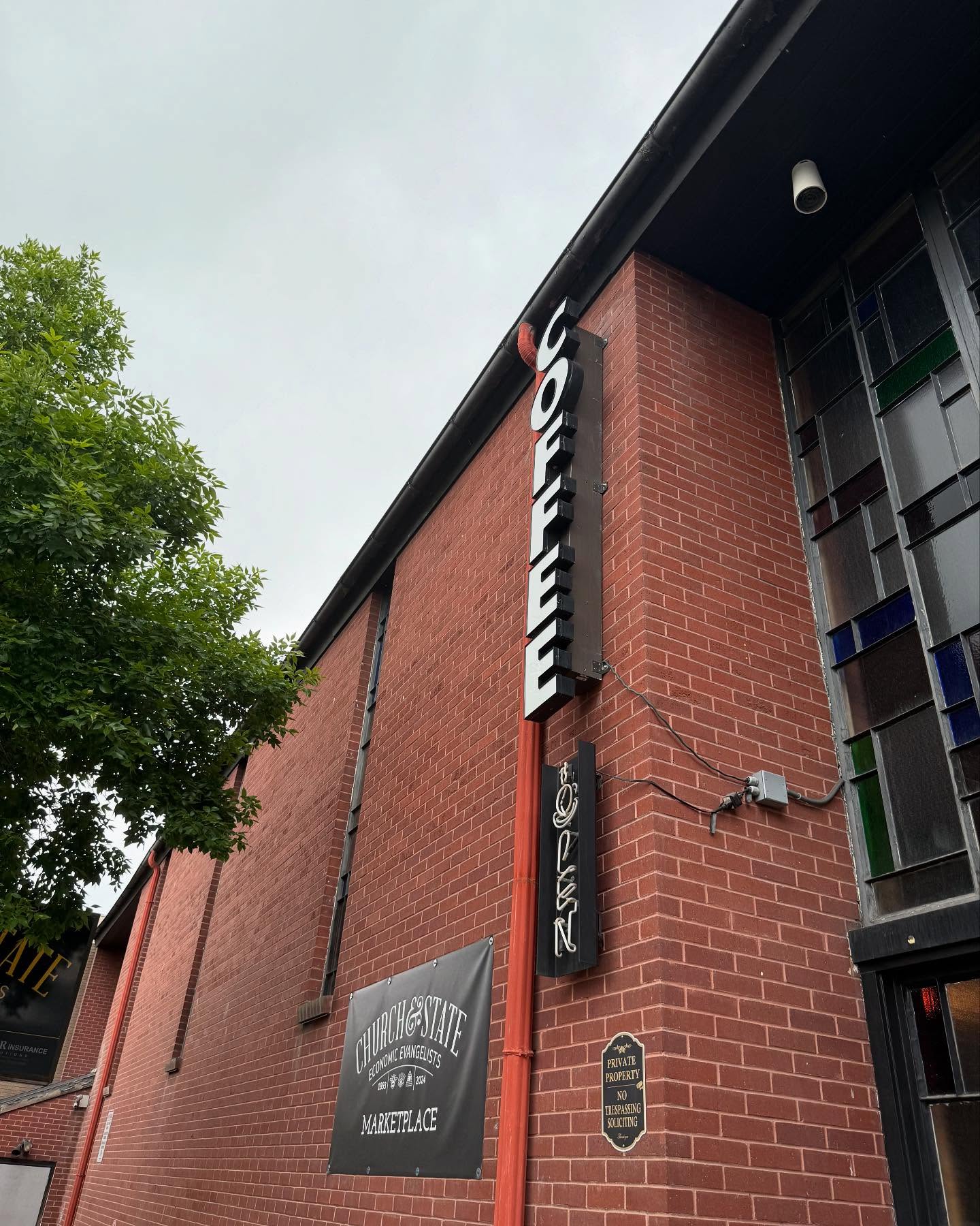 Took a walk through SLC today and found @hallowedgrounds801 a cool cafe in an old church turned market for weirdos and tattoos (sadly the tattoo parlour was closed) another great stop on the #worldcof